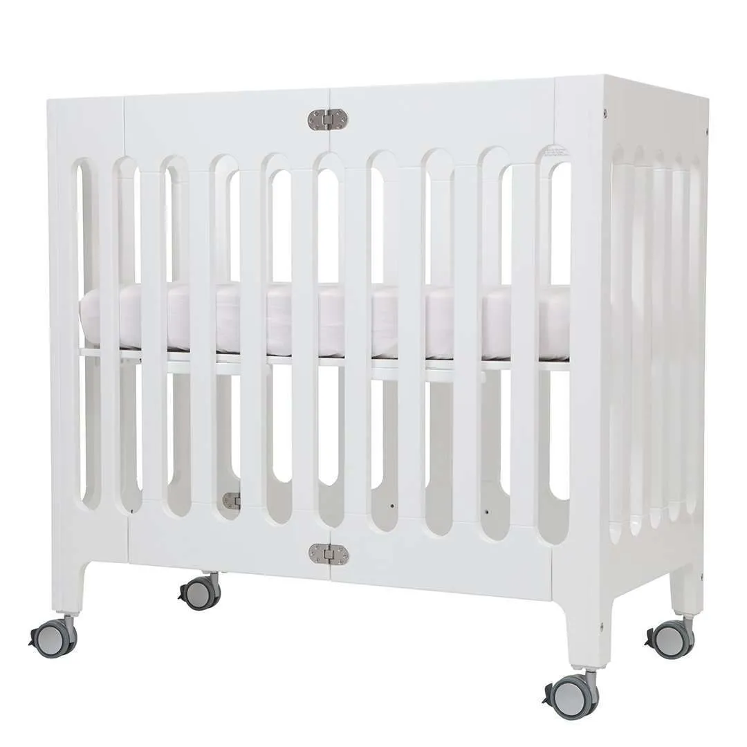 Bloom Alma Mini White Crib Bundle