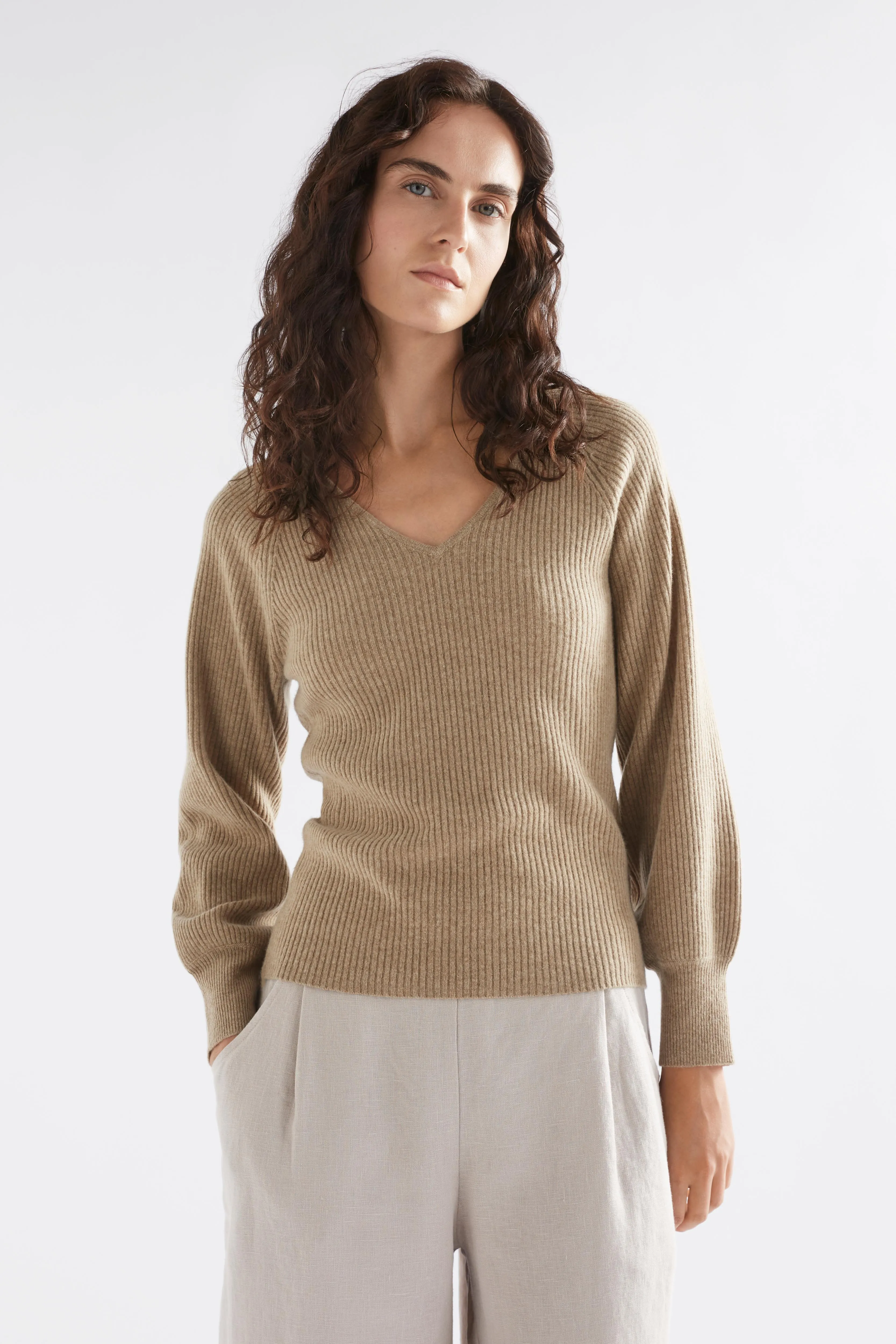 Elk The Label - Lysa Sweater - Sand