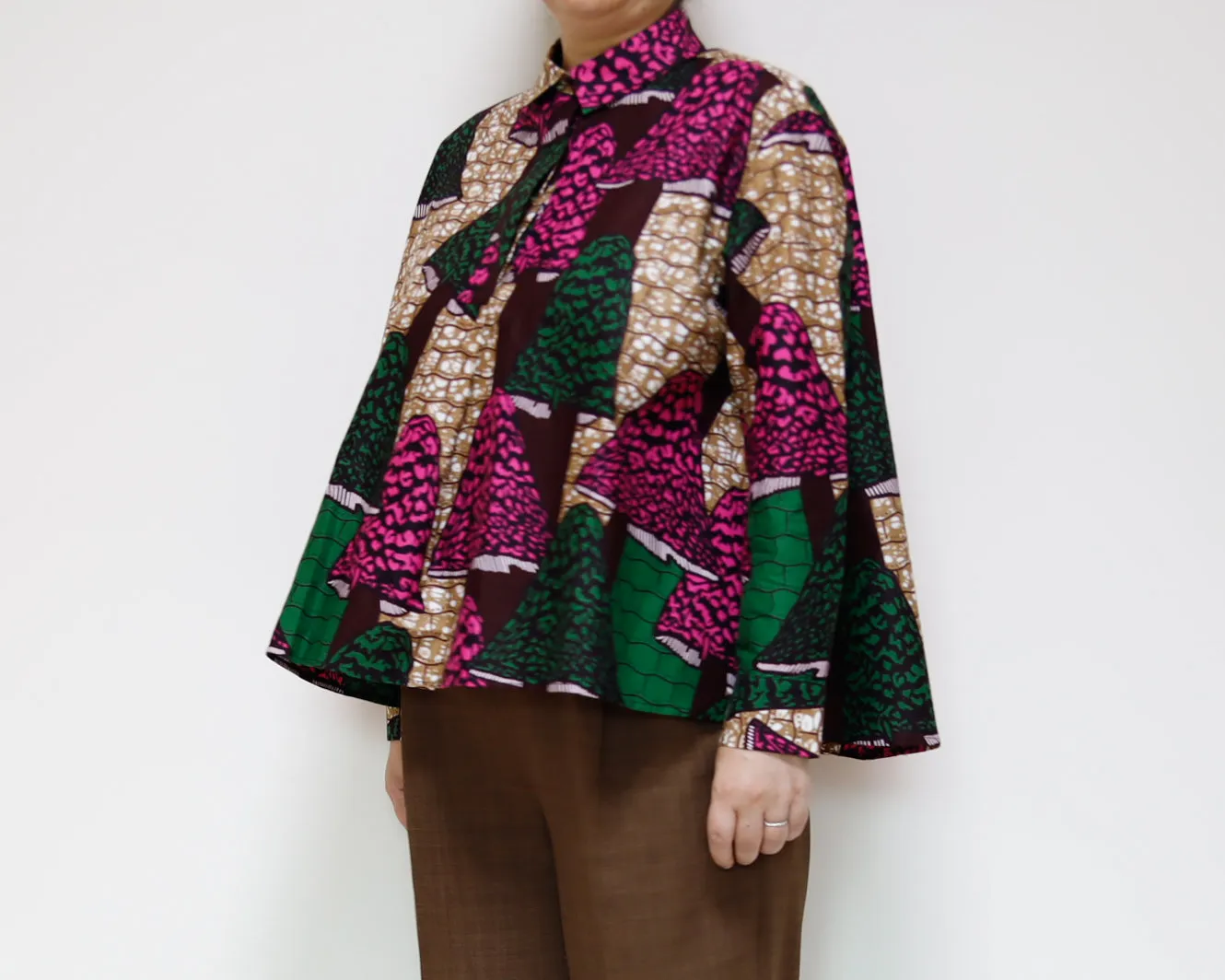 <T17J-019> AFRICAN PRINTED FRONT TUCK Shirt