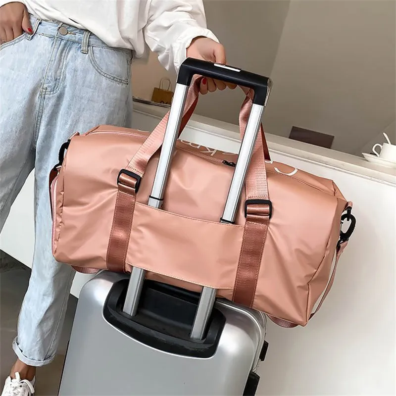 Male Fashion Large Capacity Portable Travel Sports Handbags