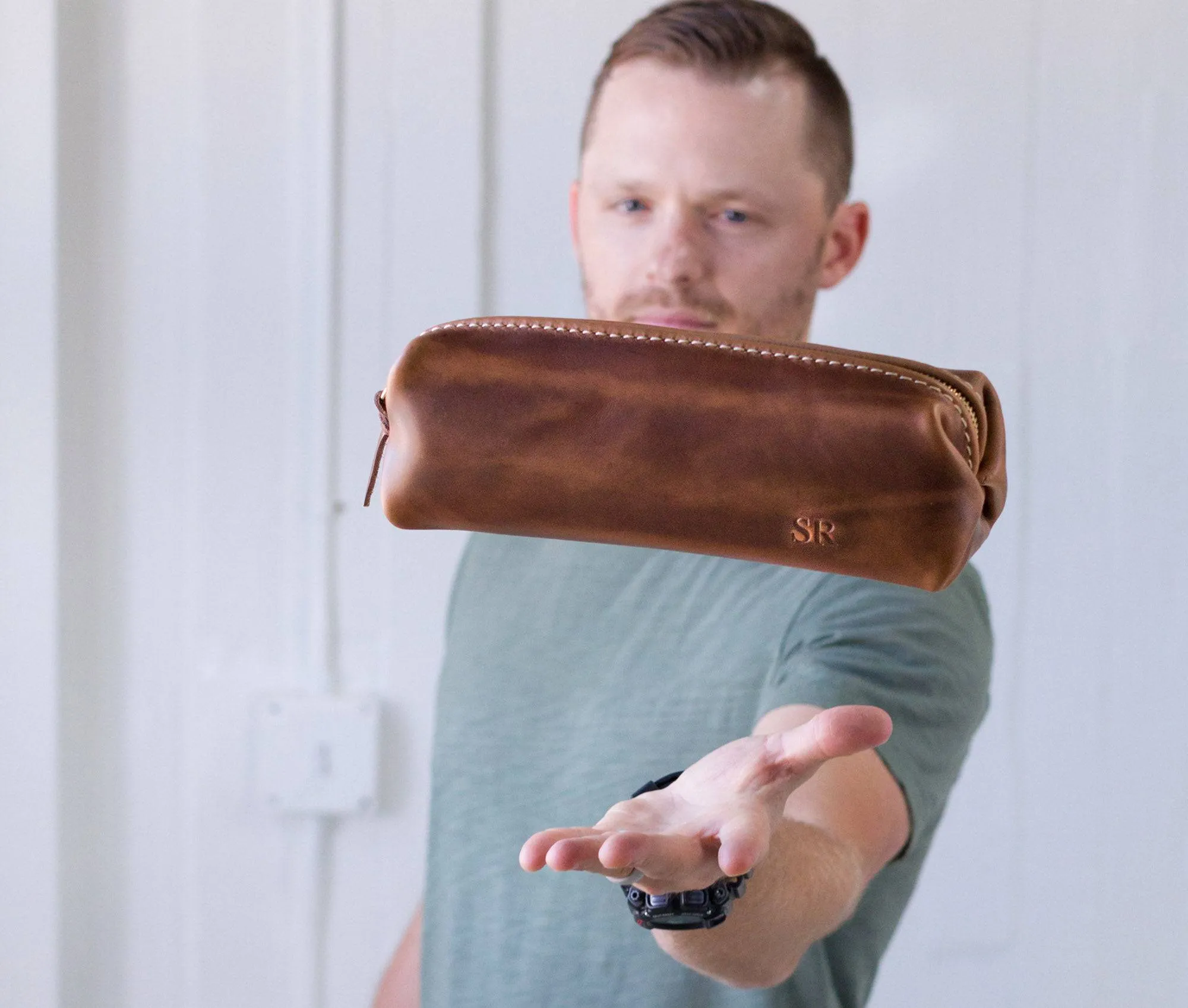 Minimalist Shave Bag by Lifetime Leather Co